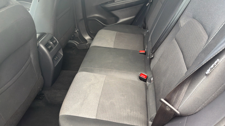 Nissan Qashqai 1.3 DiG-T MH N-Connecta 5dr Petrol Hatchback